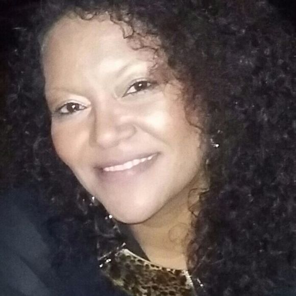 Profile Picture of Vertilarie Fresch (@vertilarie) on Poshmark