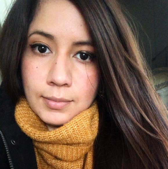 Profile Picture of Marianty Mavros (@mariantym) on Poshmark