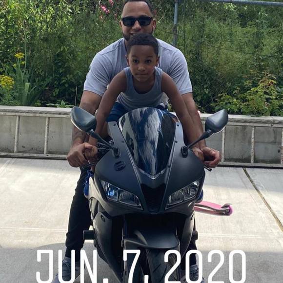 Profile Picture of Christian Polanco (@chris2327) on Poshmark