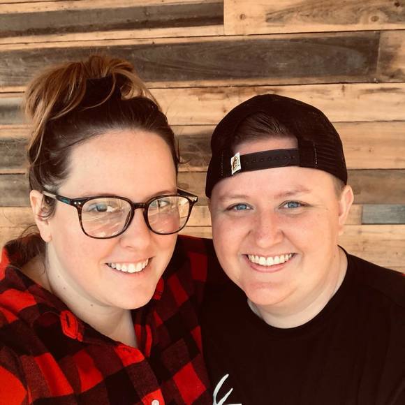 Profile Picture of Sheena Hansen (@allstar23945) on Poshmark