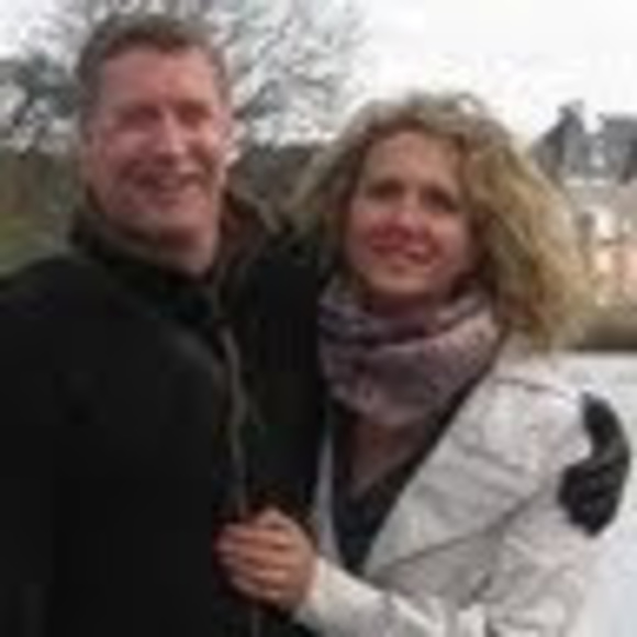 Profile Picture of Elissa Gilgen (@esgilgen) on Poshmark