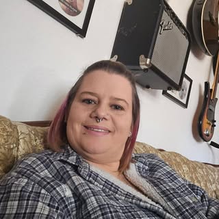 Profile Picture of Lori Kemp (@lori.kemp) on Instagram