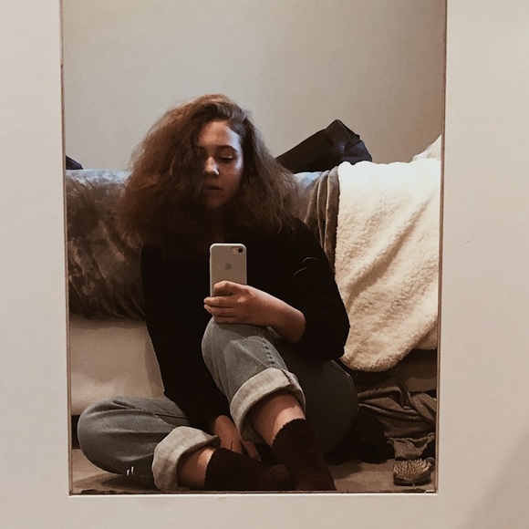 Profile Picture of Ava Ryan (@avaryan_11) on Poshmark