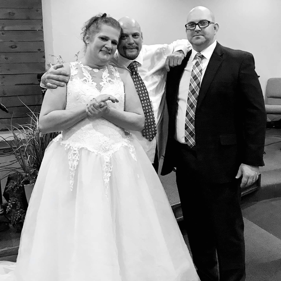 Profile Picture of Randallandmelissa Vester (@r_vester) on Poshmark