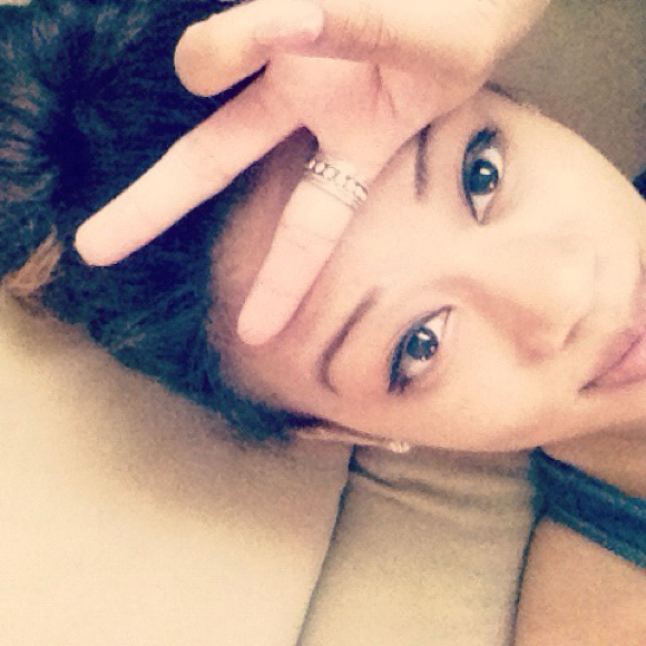 Profile Picture of Amanda Ouk (@xadoouk) on Poshmark