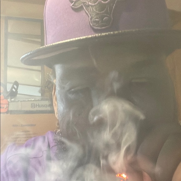 Profile Picture of Andre Lomack (@andrelomack) on Poshmark