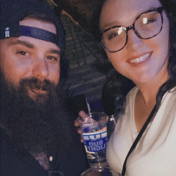 Jeremy Lapeer - Poshmark Profile Picture of Jeremy Lapeer (@jeremylapeer) on Poshmark