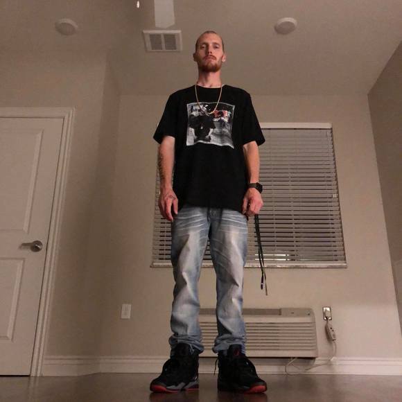 Profile Picture of Frank King (@frankking2583) on Poshmark
