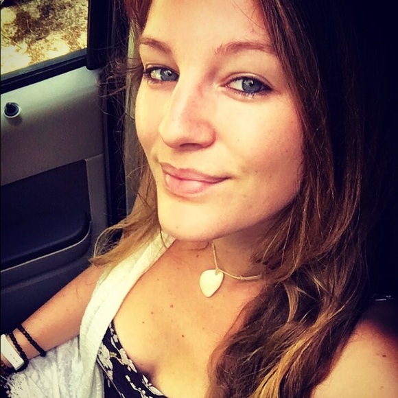 Profile Picture of Ashley Dekeyser (@__wildsage__) on Poshmark