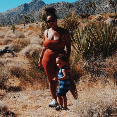 Profile Picture of Zoila Darton (@zoiladarton) on Twitter