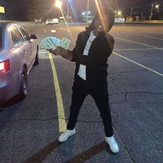 Profile Picture of Gsn Eli (@elijah.craig.982) on Facebook