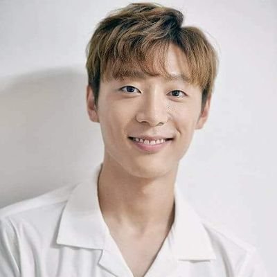 Profile Picture of Eugene Hwang (@EugeneHwang13) on Twitter