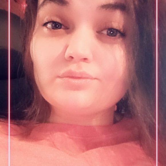 Profile Picture of Tori Kaye (@tory785) on Poshmark