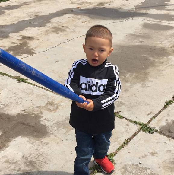 Profile Picture of Luis Vivar (@lvivar94) on Poshmark