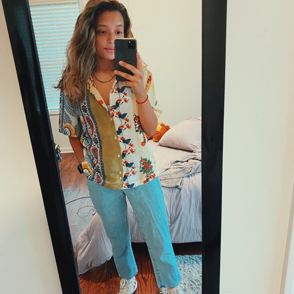 Profile Picture of Daniela Gallo (@danig2904) on Poshmark