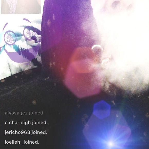 Profile Picture of Mac Chapman (@macnoff) on Poshmark