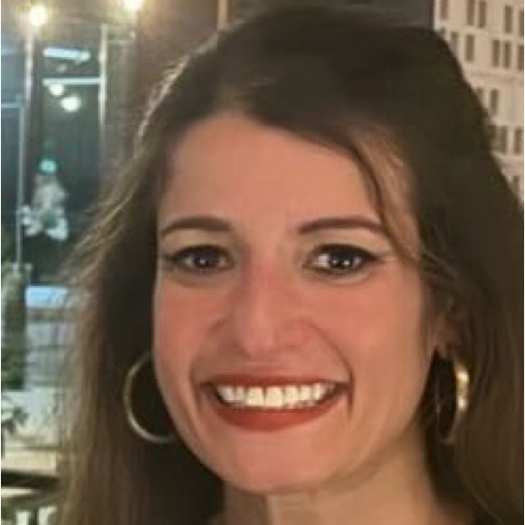 Profile Picture of Jennifer Cecconi (@shoppinggal1) on Poshmark