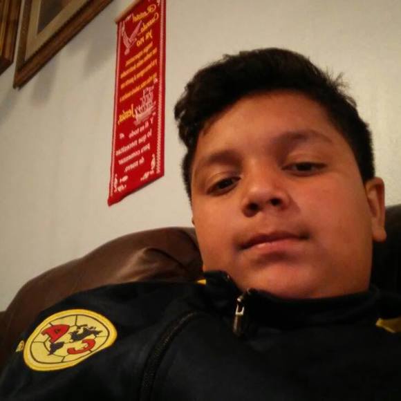 Profile Picture of Kevin Estrada (@kevinestrada468) on Poshmark