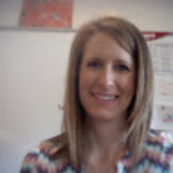Profile Picture of Erin Voight (@erinvoight) on Poshmark