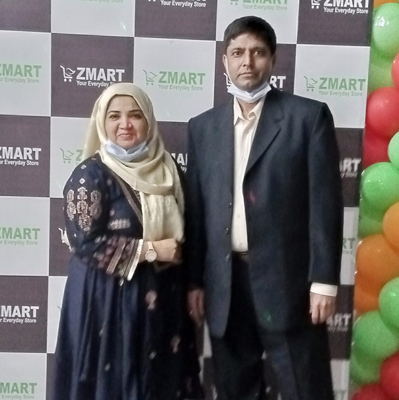 Profile Picture of Zobia Zahid (@zobiazahid) on Poshmark