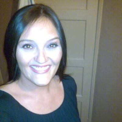 Profile Picture of Michelle McIntosh (@chellemc74) on Twitter