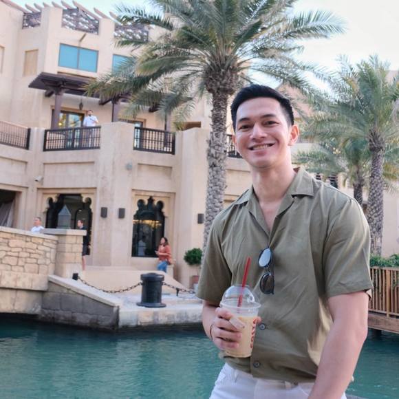 Profile Picture of Ryan Gugol (@ryangugol) on Poshmark