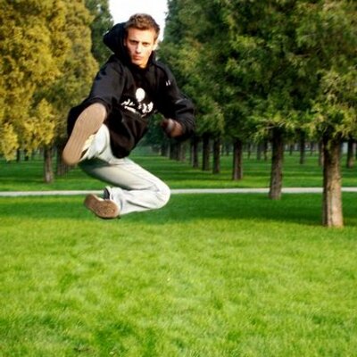 Profile Picture of Sam Rosenzweig (@samueljrose) on Twitter