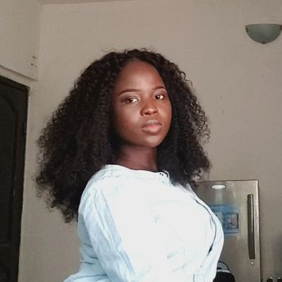 Profile Picture of Foluso (@Foluso_oo) on Twitter