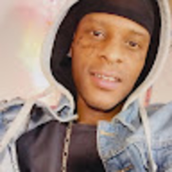 Profile Picture of Jarvis Bailey (@jarvisbailey94) on Poshmark