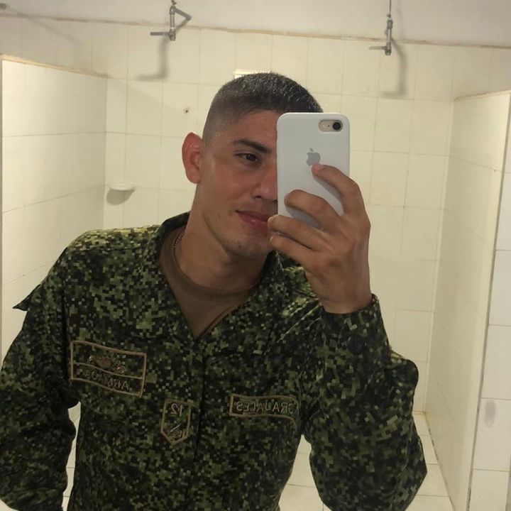 Profile Picture of Robert stiven (@robertstivenlugo) on Tiktok