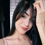 Profile Picture of lorrine danielly (@daniellorrine) on Instagram