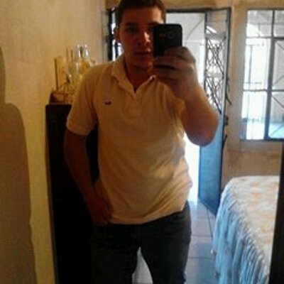 Profile Picture of Carlos Ruvalcaba (@carlos_bogue) on Twitter