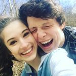 Profile Picture of Elliot & Annalisa (@coupleofgoofs) on Instagram