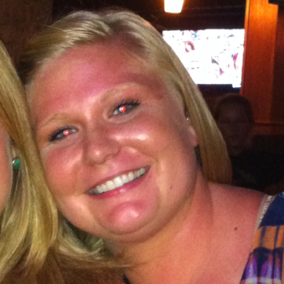 Profile Picture of Sydney Bashford (@sydney07110) on Poshmark