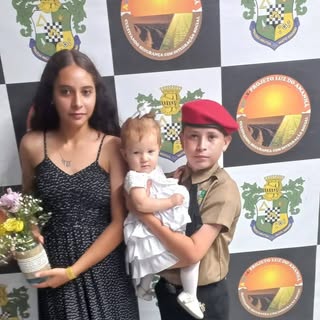 Profile Picture of Michele Vandson Hellmann Rodriguês (@michele.hellmann) on Instagram