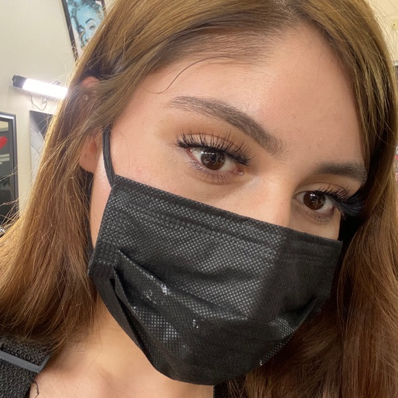 Profile Picture of Amalia Alvarez (@amalia30a) on Poshmark