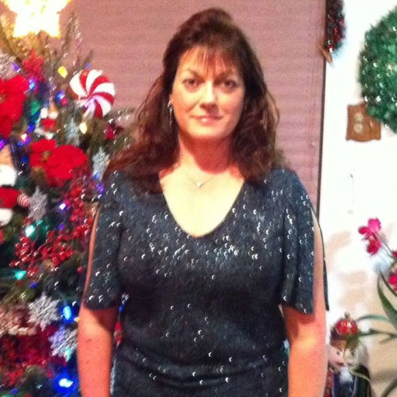 Profile Picture of Michele Dufour (@micheleclark005) on Poshmark