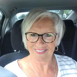 Profile Picture of Lise Cliche (@fghfghoo) on Facebook