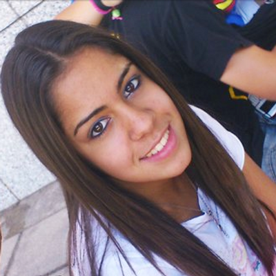 Profile Picture of Elena. (@_ElenaAnaya) on Twitter