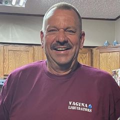 Profile Picture of Michael Schuetrum (@michael.schuetrum) on Tiktok