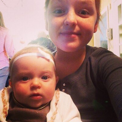 Profile Picture of Julia Duquette (@julialuvjb2457) on Twitter
