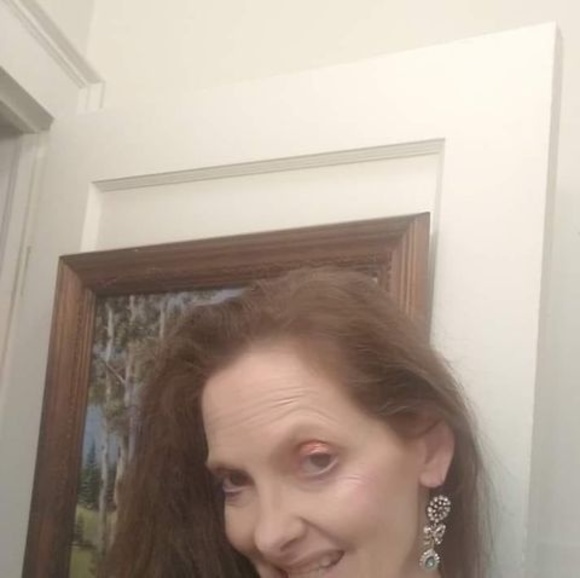 Michele Melucci - Poshmark Profile Picture of Michele Melucci (@daughterofgod66) on Poshmark