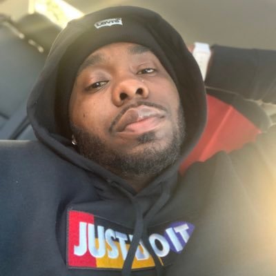 Profile Picture of Aaron (@Yo_HabloEspanol) on Twitter