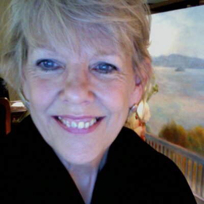 Profile Picture of Diane Woods (@dianewoodsdesig) on Twitter