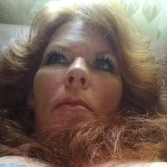 Profile Picture of Flora Baker (@florabaker) on Poshmark