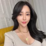 Profile Picture of Amanda Huang (@Amanda-Huang) on Facebook