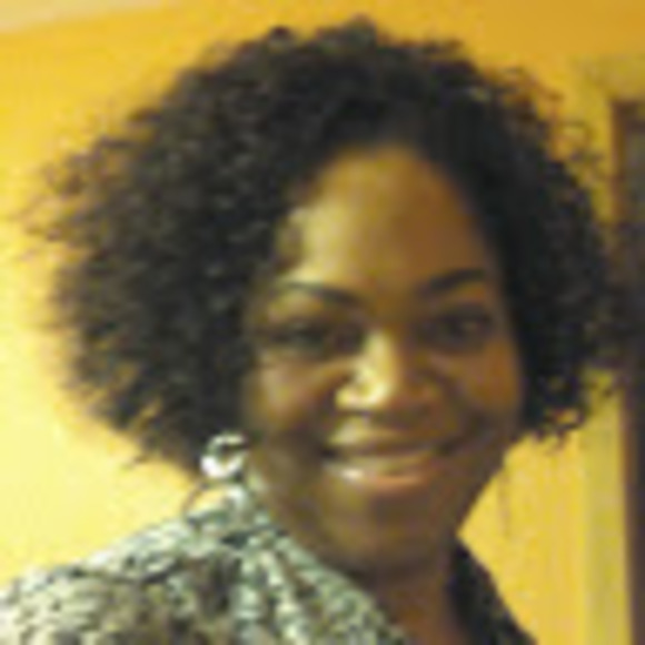 Simone Ragland - Poshmark Profile Picture of Simone Ragland (@srag30) on Poshmark