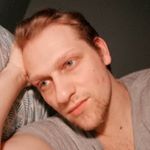 Profile Picture of tommy devère (@toyaurinko) on Instagram