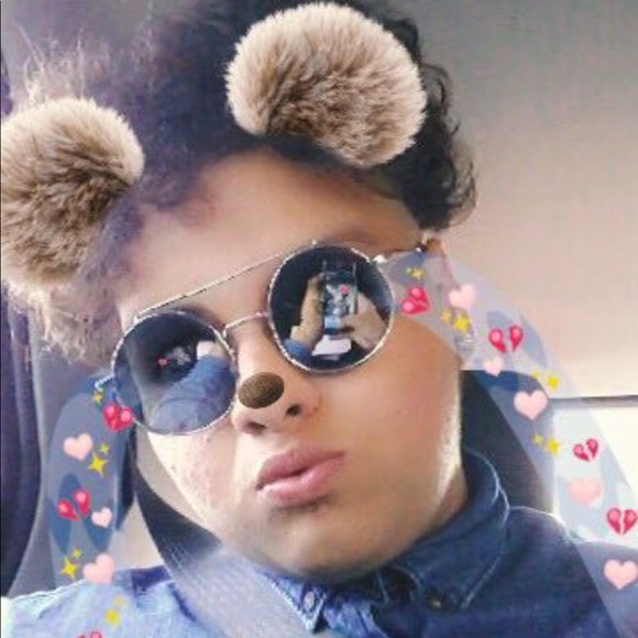 Profile Picture of Mauricio Barraza (@bmauricio104) on Poshmark