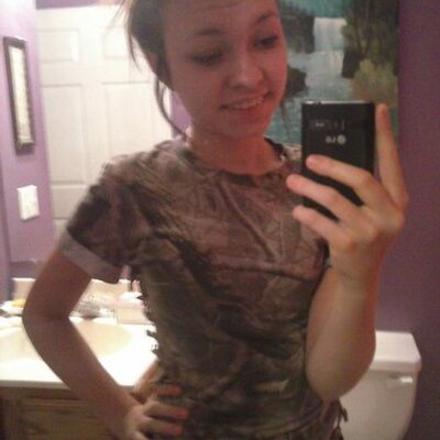 Profile Picture of Lacey B. Grimes (@_laceygrimes) on Twitter